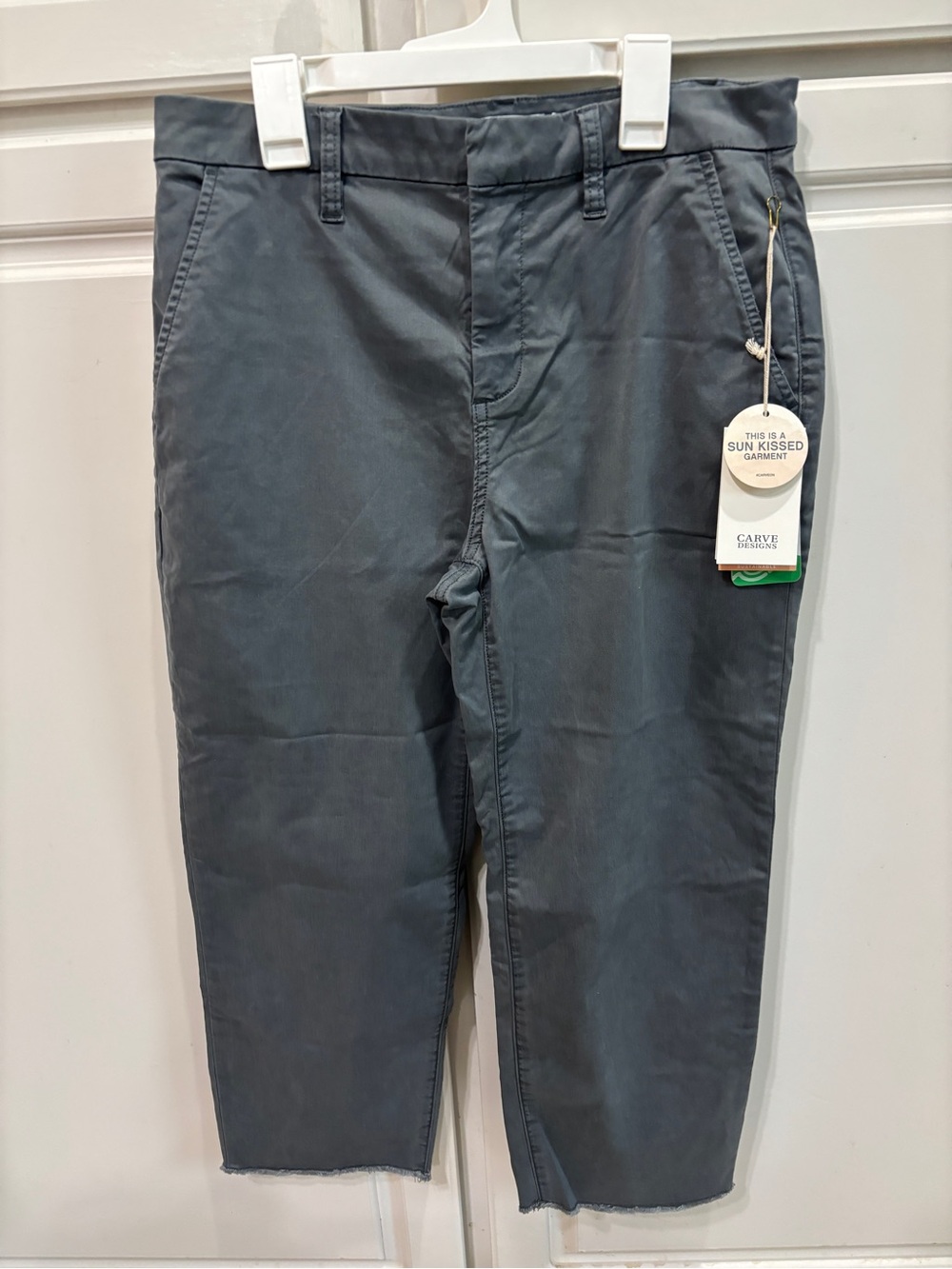 Carve Designs Sausalito Crop Pants Charcoal Size 8 NWT